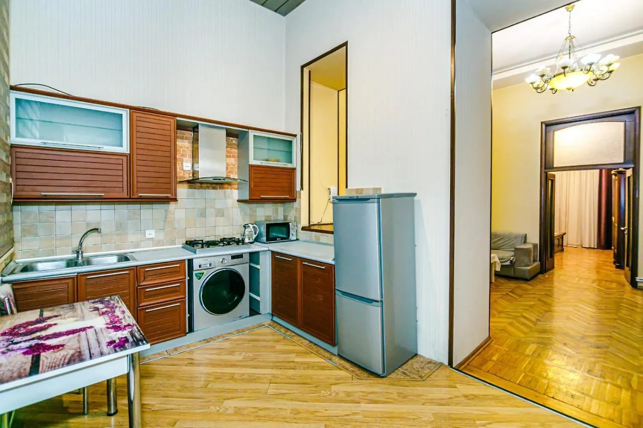 Apartment Pojarni Targovu باكو