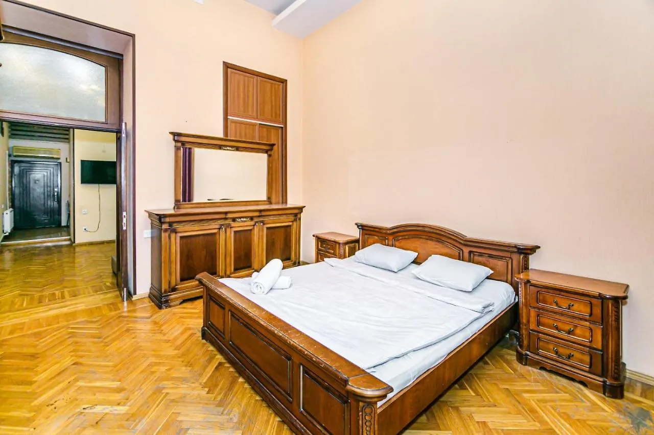 Apartment Pojarni Targovu باكو