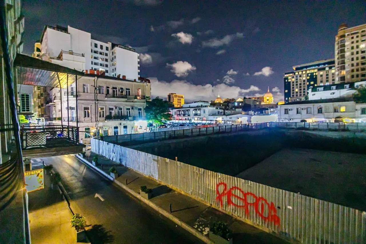 Apartment Pojarni Targovu باكو 0*,